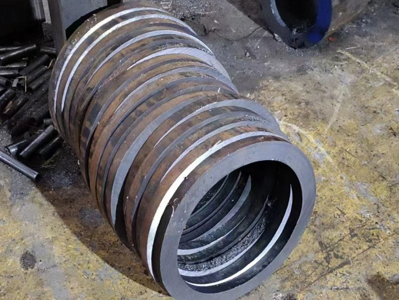 鹤城30CrMo无缝钢管切割