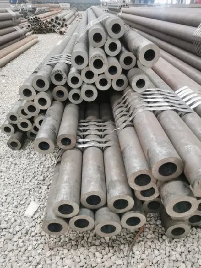 鹤城15CrMoG合金无缝钢管